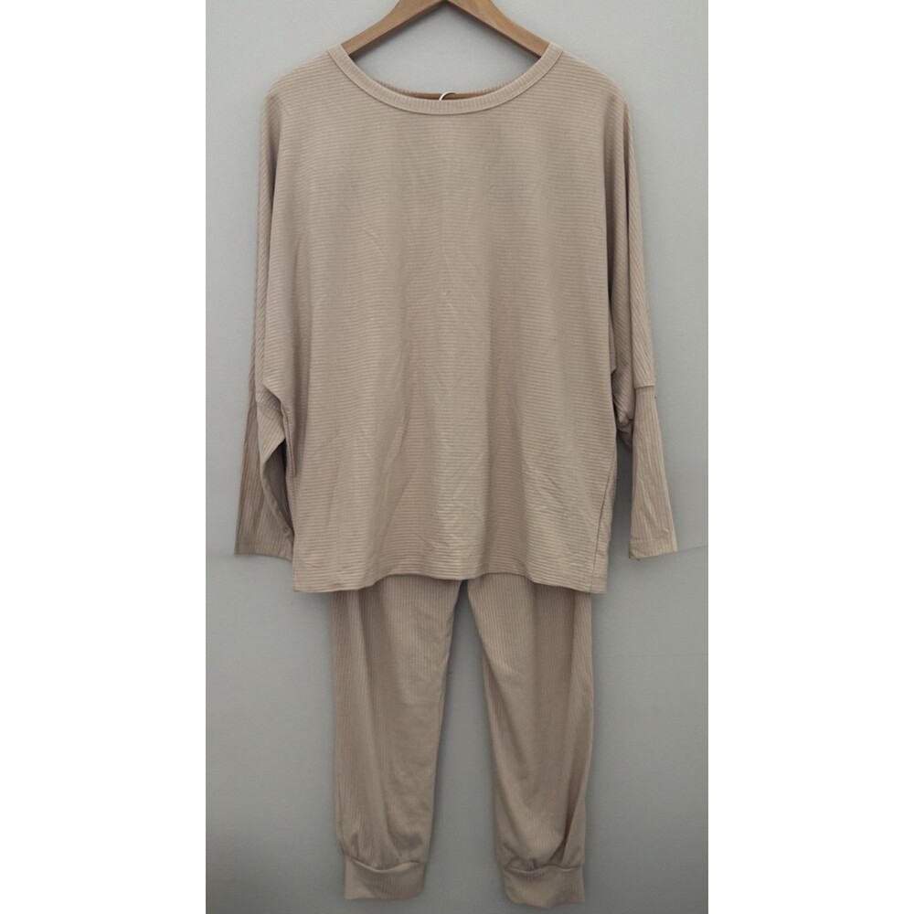Pretty Garden Ladies Medium Ribbed Matching Lounge Jogger Set ~ Apricot/Beige
